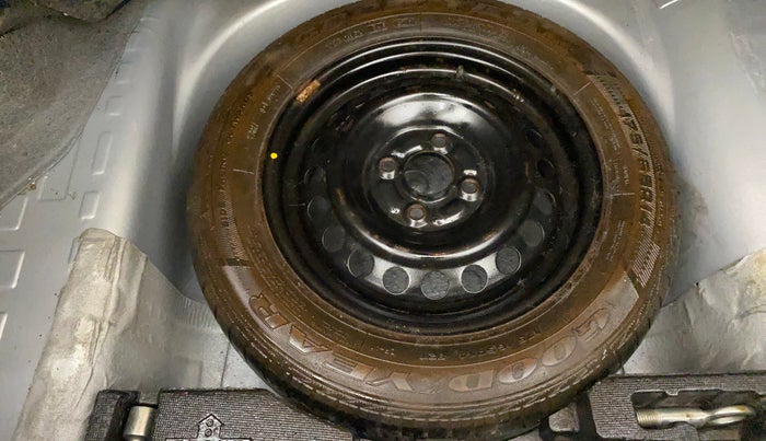 2015 Honda Amaze 1.2L I-VTEC S, Petrol, Manual, 1,07,704 km, Spare Tyre