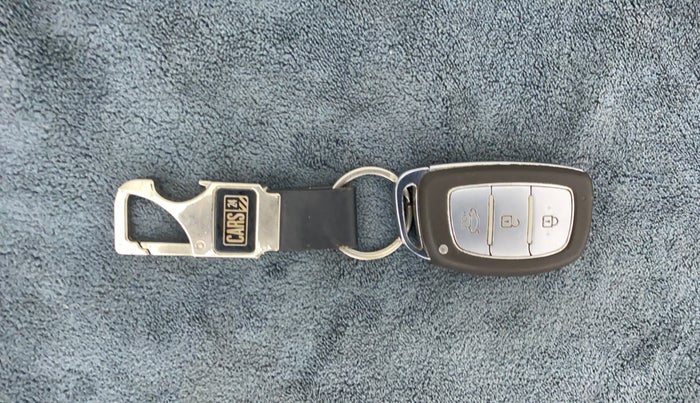 2014 Hyundai Xcent SX 1.1 CRDI (O), Diesel, Manual, 96,010 km, Key Close Up