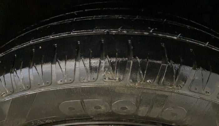 2017 Honda Jazz 1.2L I-VTEC SV, Petrol, Manual, 50,451 km, Right Front Tyre Tread