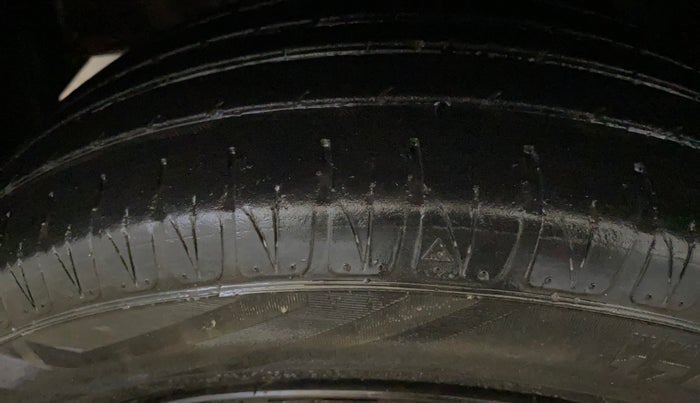2017 Honda Jazz 1.2L I-VTEC SV, Petrol, Manual, 50,451 km, Left Front Tyre Tread