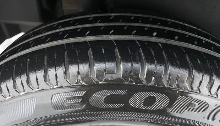 2019 Maruti Dzire VXI, Petrol, Manual, 52,012 km, Right Rear Tyre Tread