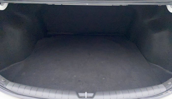 2020 Hyundai Verna SX PETROL AT, Petrol, Automatic, 10,331 km, Boot Inside