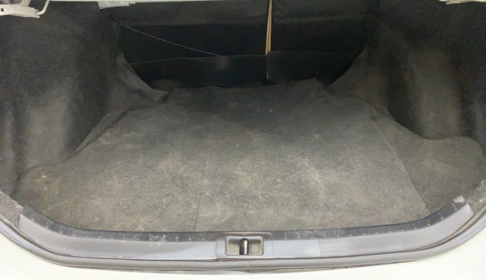 2017 Toyota Corolla Altis VL CVT PETROL, Petrol, Automatic, 1,19,988 km, Boot Inside