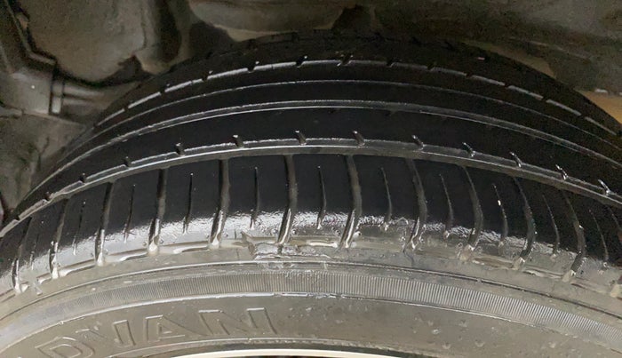 2017 Toyota Corolla Altis VL CVT PETROL, Petrol, Automatic, 1,19,988 km, Left Rear Tyre Tread