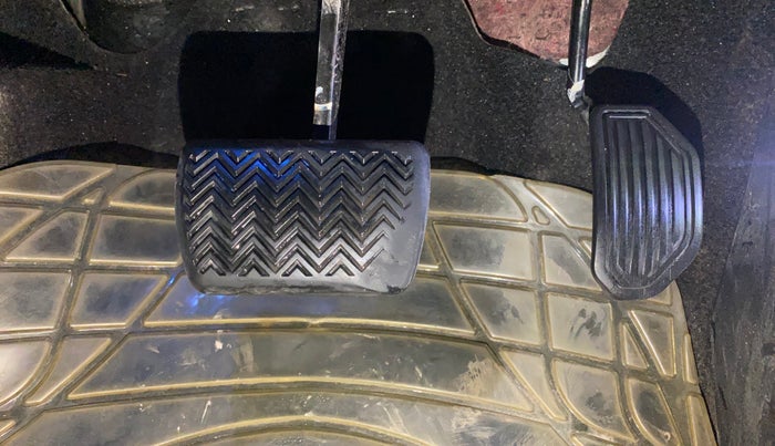 2017 Toyota Corolla Altis VL CVT PETROL, Petrol, Automatic, 1,19,988 km, Pedals