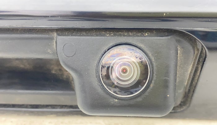 2025 Volkswagen TAIGUN Highline Plus 1.0 TSI AT, Petrol, Automatic, 9,799 km, Parking Camera