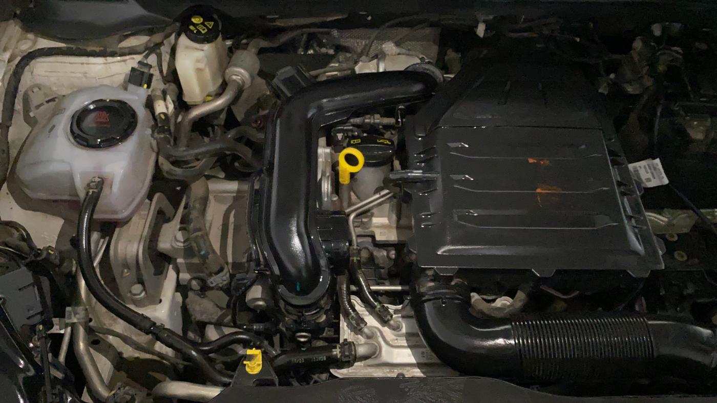 2025 Volkswagen TAIGUN Highline Plus 1.0 TSI AT, Petrol, Automatic, 9,799 km, Engine View - Right