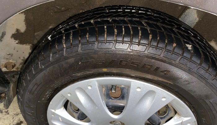 2014 Honda Amaze 1.2L I-VTEC S, Petrol, Manual, 56,726 km, Left Rear Tyre Tread