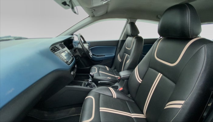 2015 Hyundai i20 Active 1.4 SX, Diesel, Manual, 58,332 km, Right Side Front Door Cabin