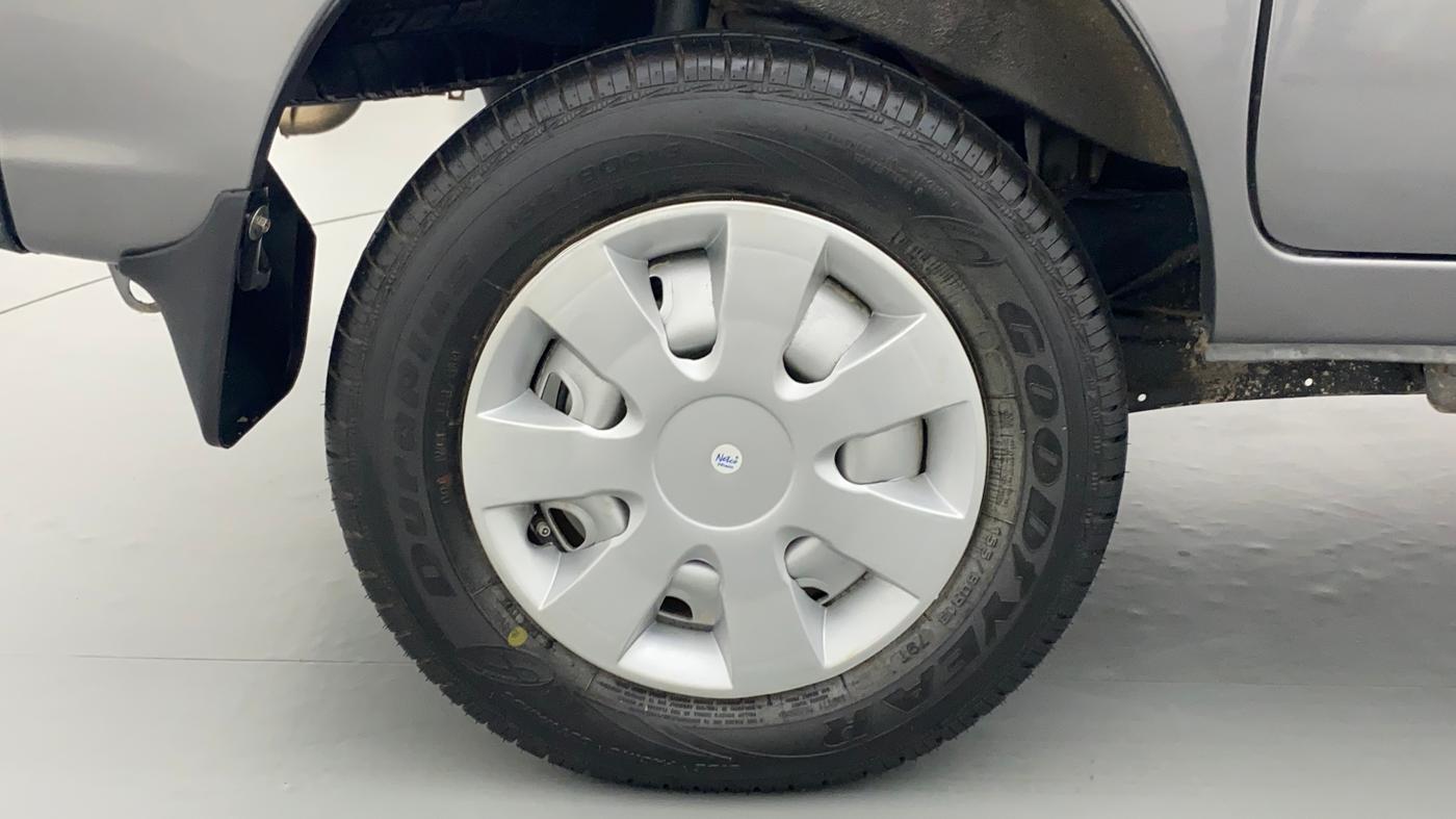 2015 Maruti Eeco 5 STR CNG WITH AC PLUSHTR, CNG, Manual, 63,779 km, Right Rear Wheel