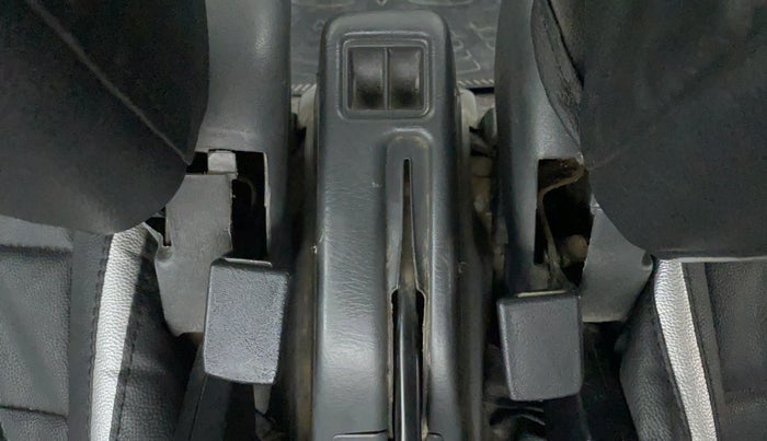 2015 Maruti Eeco 5 STR CNG WITH AC PLUSHTR, CNG, Manual, 63,779 km, Driver Side Adjustment Panel
