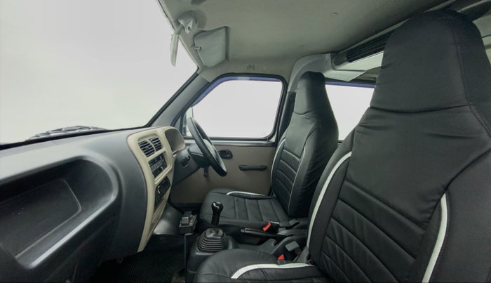 2015 Maruti Eeco 5 STR CNG WITH AC PLUSHTR, CNG, Manual, 63,779 km, Right Side Front Door Cabin