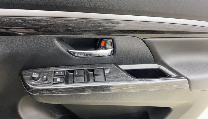 2021 Maruti XL6 ALPHA AT, Petrol, Automatic, 28,269 km, Driver Side Door Panels Control