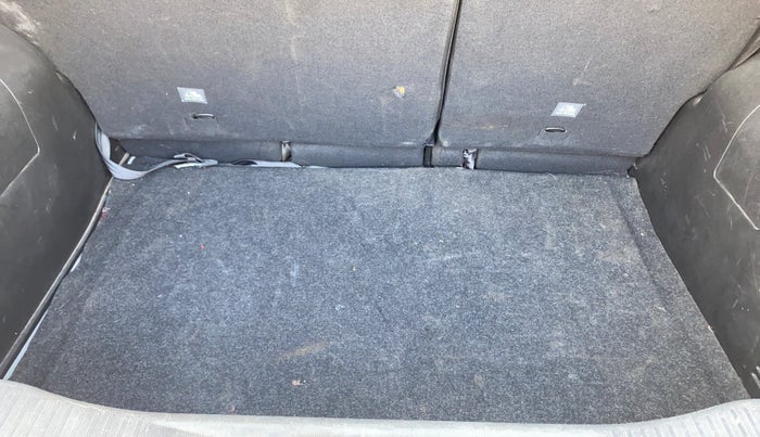 2022 Renault Kiger RXT (O) AMT, Petrol, Automatic, 38,769 km, Boot Inside