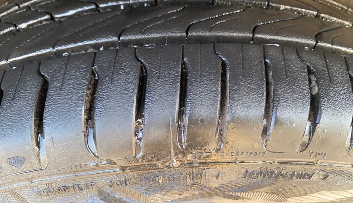 2022 Renault Kiger RXT (O) AMT, Petrol, Automatic, 38,769 km, Right Front Tyre Tread