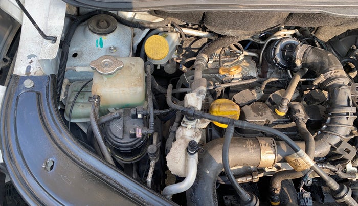 2022 Renault Kiger RXT (O) AMT, Petrol, Automatic, 38,769 km, Engine View - Right