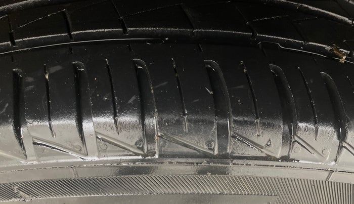 2019 Hyundai NEW SANTRO MAGNA AMT, Petrol, Automatic, 24,678 km, Left Rear Tyre Tread