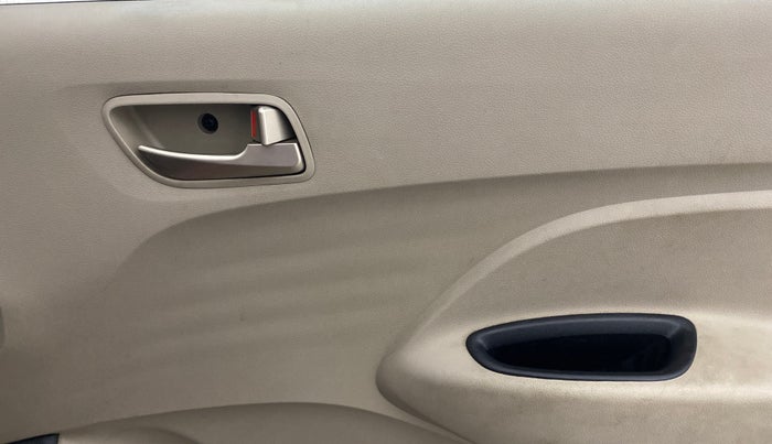 2019 Hyundai NEW SANTRO MAGNA AMT, Petrol, Automatic, 24,678 km, Driver Side Door Panels Control