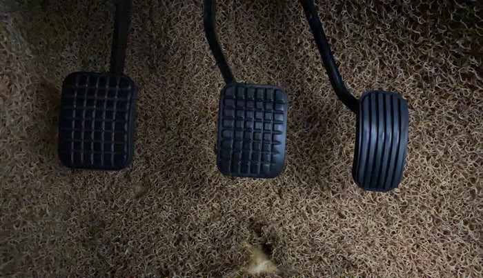 2018 Tata Tiago XT PETROL, Petrol, Manual, 1,41,067 km, Pedals