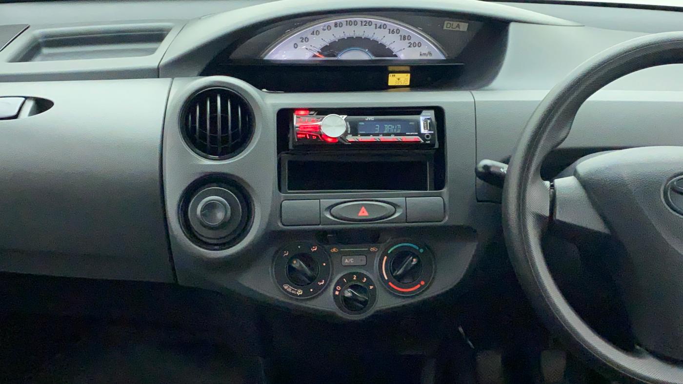 2012 Toyota Etios Liva GD, Diesel, Manual, 38,591 km, Air Conditioner