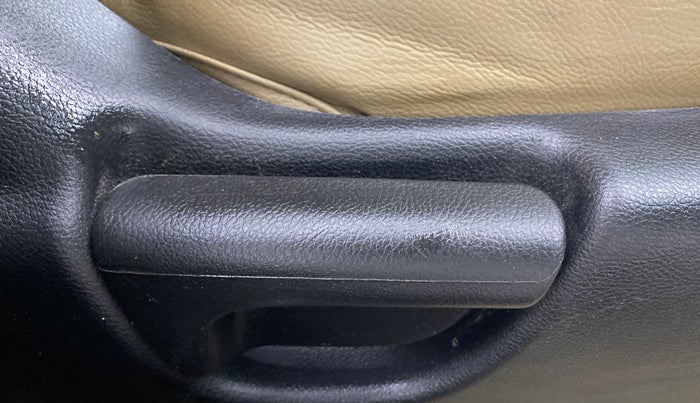 2022 Honda City 1.5L I-VTEC V MT 5TH GEN, Petrol, Manual, 45,734 km, Driver Side Adjustment Panel