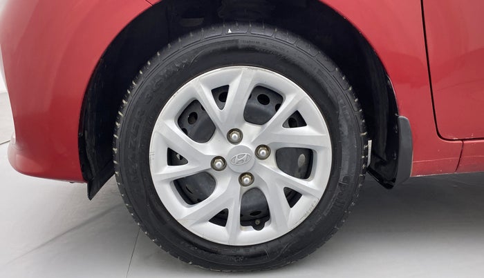 2018 Hyundai Grand i10 SPORTZ 1.2 KAPPA VTVT, Petrol, Manual, 19,867 km, Left Front Wheel