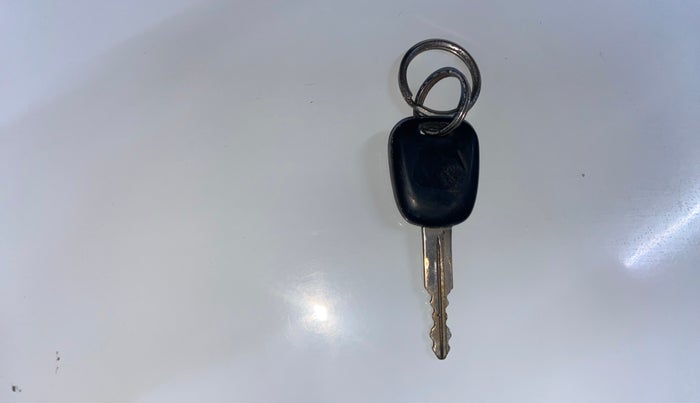 2017 Maruti Alto 800 LXI, Petrol, Manual, 97,714 km, Key Close Up