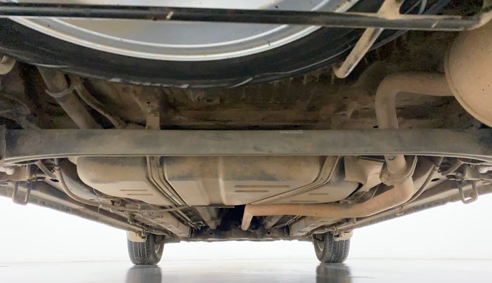 2013 Maruti Ertiga ZDI, Diesel, Manual, 1,06,412 km, Rear Underbody