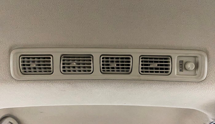 2013 Maruti Ertiga ZDI, Diesel, Manual, 1,06,412 km, Rear AC Vents