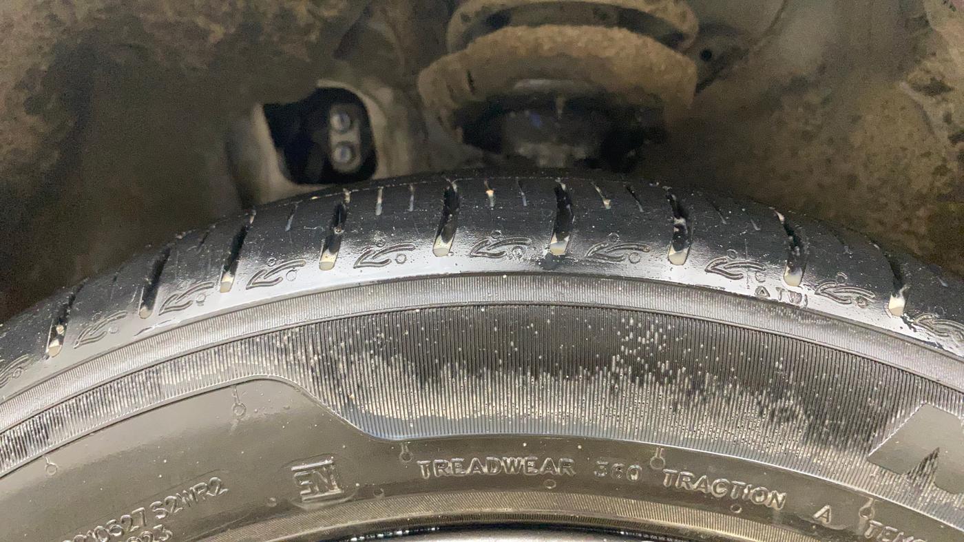 2024 Hyundai AURA SX PLUS 1.2 AMT, Petrol, Automatic, 13,194 km, Left Front Tyre Tread