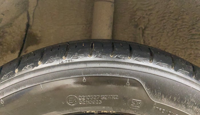 2024 Hyundai AURA SX PLUS 1.2 AMT, Petrol, Automatic, 13,194 km, Right Rear Tyre Tread