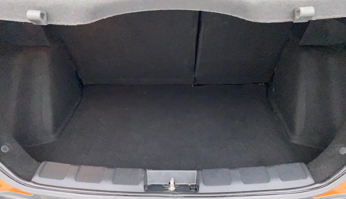 2018 Tata NEXON XZA PLUS PETROL DUAL TONE, Petrol, Automatic, 38,067 km, Boot Inside