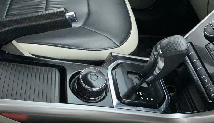 2018 Tata NEXON XZA PLUS PETROL DUAL TONE, Petrol, Automatic, 38,067 km, Gear Lever