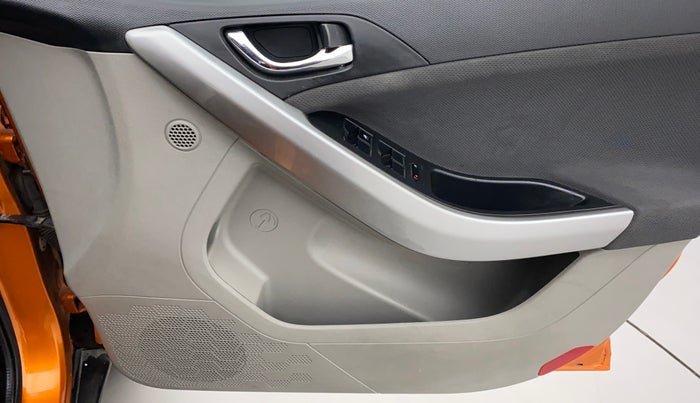2018 Tata NEXON XZA PLUS PETROL DUAL TONE, Petrol, Automatic, 38,067 km, Driver Side Door Panels Control