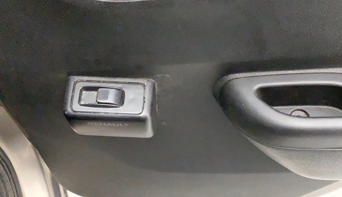 2017 Renault Kwid RXL 1.0, Petrol, Manual, 62,303 km, Right rear window switch / handle - Switch/handle not functional