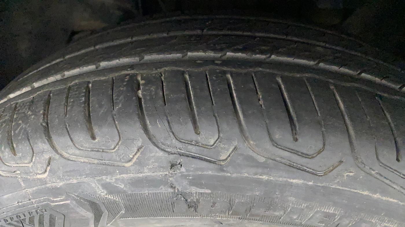 2020 Tata TIGOR XMA PETROL, Petrol, Automatic, 20,764 km, Left Front Tyre Tread