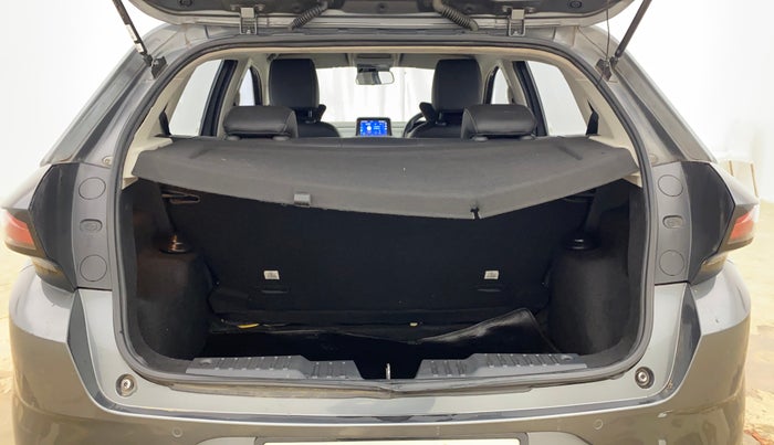 2022 Tata ALTROZ XZ PLUS DIESEL, Diesel, Manual, 44,051 km, Boot Inside