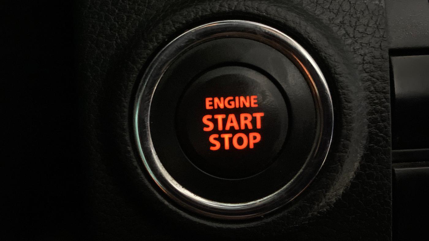 2024 Maruti BREZZA ZXI + AT SMART HYBRID DUAL TONE, Petrol, Automatic, 47,475 km, Keyless Start/ Stop Button