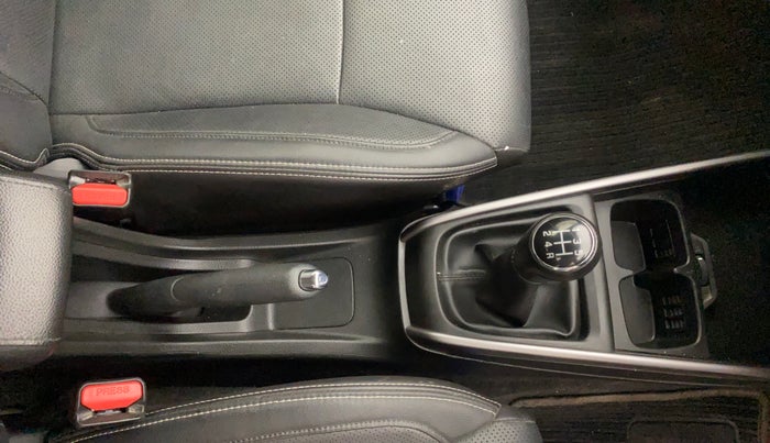 2022 Maruti XL6 ALPHA MT, Petrol, Manual, 62,851 km, Gear Lever