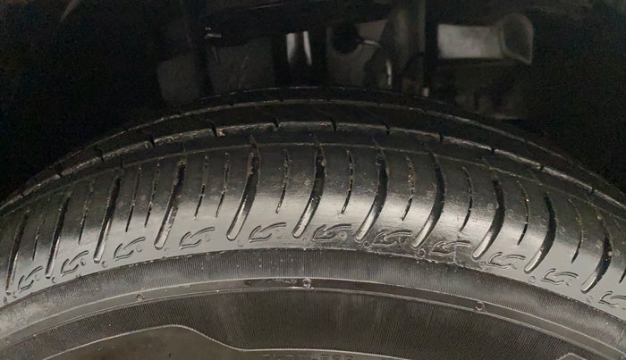 2025 Tata Tiago XM PETROL, Petrol, Manual, 4,416 km, Right Front Tyre Tread