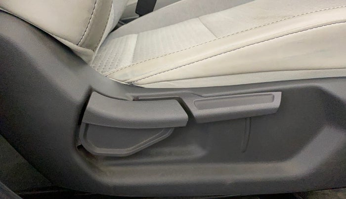 2021 Hyundai GRAND I10 NIOS MAGNA 1.2 KAPPA VTVT, Petrol, Manual, 39,155 km, Driver Side Adjustment Panel