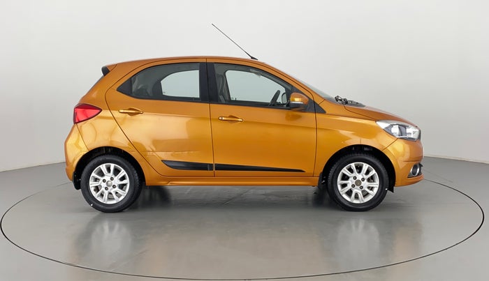 2016 Tata Tiago XZ 1.2 REVOTRON, Petrol, Manual, 13,354 km, Right Side View