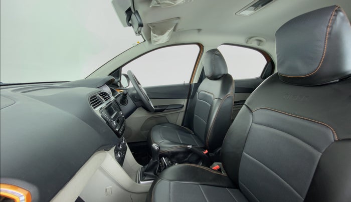 2016 Tata Tiago XZ 1.2 REVOTRON, Petrol, Manual, 13,354 km, Right Side Front Door Cabin