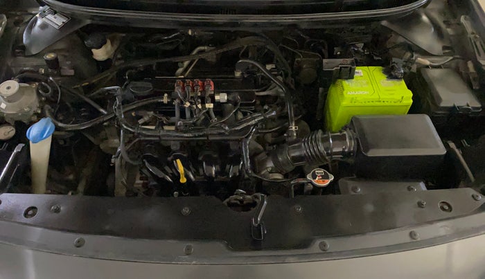 2017 Hyundai Elite i20 SPORTZ 1.2, CNG, Manual, 72,119 km, Engine View