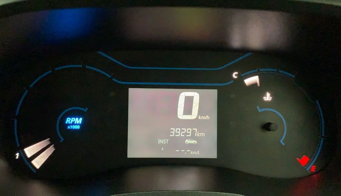 2019 Renault Kwid CLIMBER 1.0 (O), Petrol, Manual, 39,297 km, Odometer Image