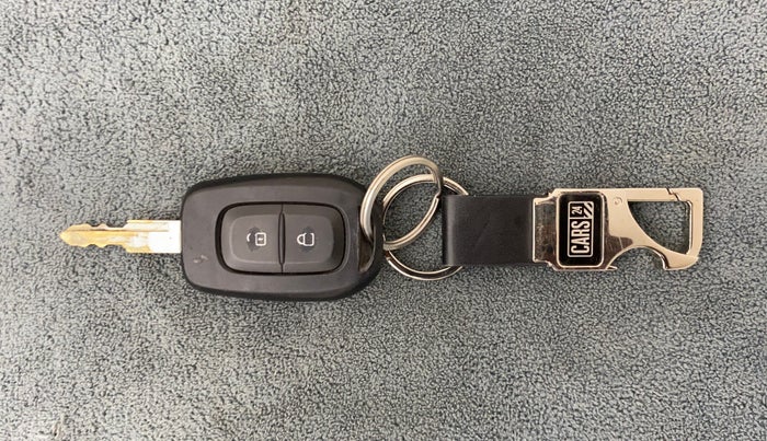 2019 Renault Kwid CLIMBER 1.0 (O), Petrol, Manual, 39,297 km, Key Close Up