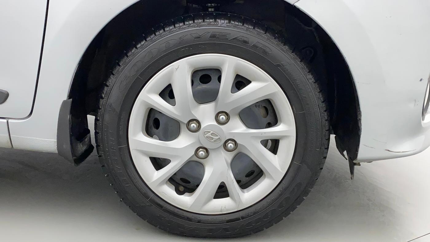2019 Hyundai Grand i10 SPORTZ 1.2 KAPPA VTVT, Petrol, Manual, 11,686 km, Right Front Wheel