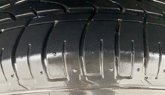 2018 Hyundai Creta SX PLUS AT 1.6 PETROL, Petrol, Automatic, 76,151 km, Right Rear Tyre Tread