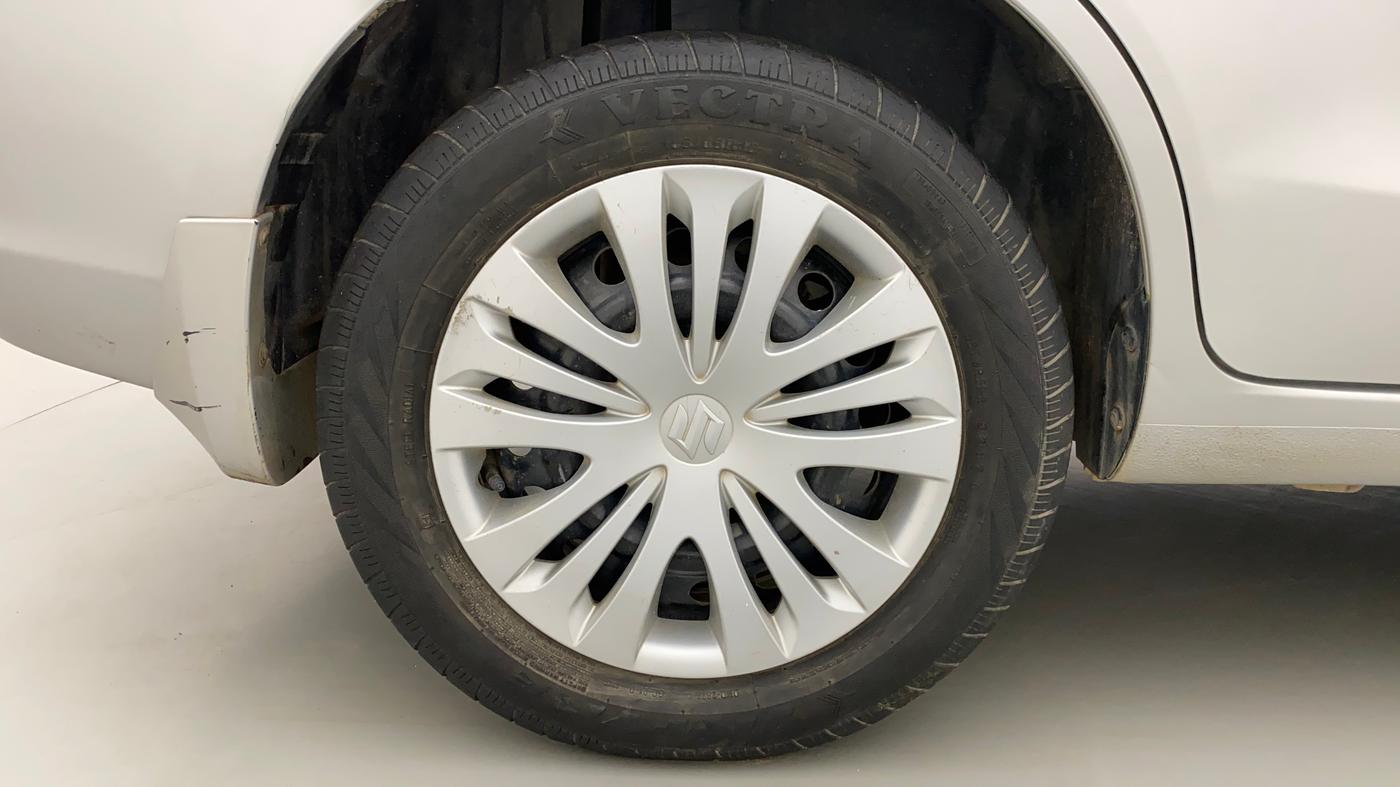 2012 Maruti Ertiga VDI, Diesel, Manual, 79,317 km, Right Rear Wheel