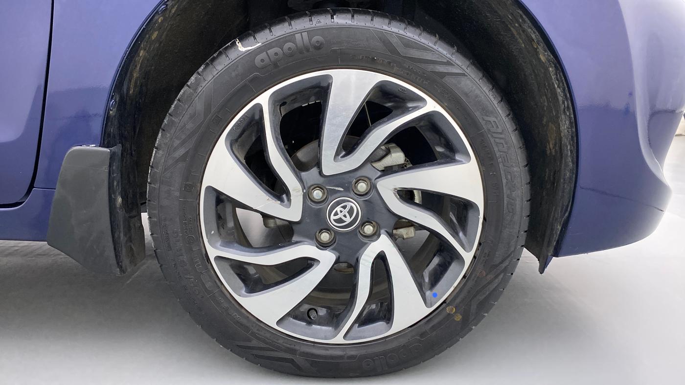 2019 Toyota Glanza V MT PETROL, Petrol, Manual, 8,415 km, Right Front Wheel